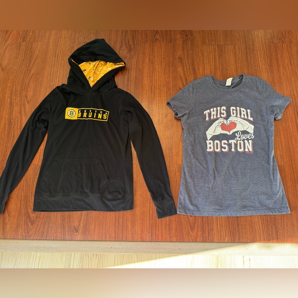 Boston Bruins Hoodie T and Boston T-Shirt Set Women’s Size S